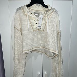 NEW Urban Outfitters Sweatshirt